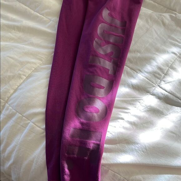 Nike Purple Leggings Soft Stretchy Fit size S GUC - Picture 8 of 8